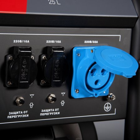 Бензиновый генератор с электростартером и коннектором автоматики FUBAG BS 7500 A ES в Хабаровске фото