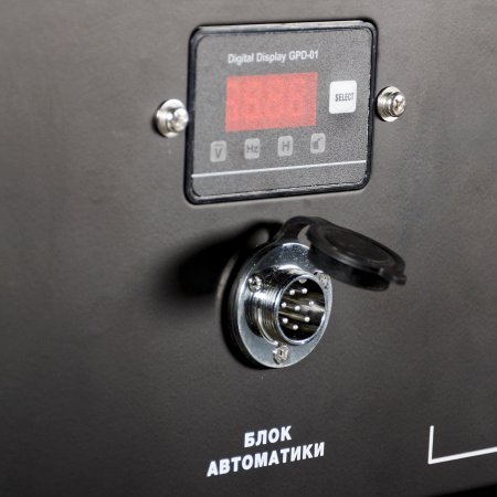 Бензиновый генератор с электростартером и коннектором автоматики FUBAG BS 7500 A ES в Хабаровске фото