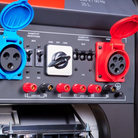 Бензиновый генератор FUBAG BS 8500 XD ES DUPLEX для одно и трехфазного режимов работы в Хабаровске фото