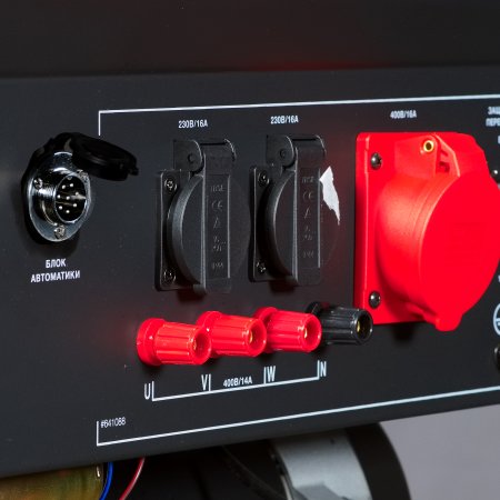 Бензиновый генератор FUBAG BS 8000 DA ES (трехфазный) с электростартером и коннектором автоматики в Хабаровске фото