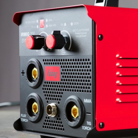 Полуавтомат сварочный FUBAG IRMIG 200 SYN FLUX в Хабаровске фото